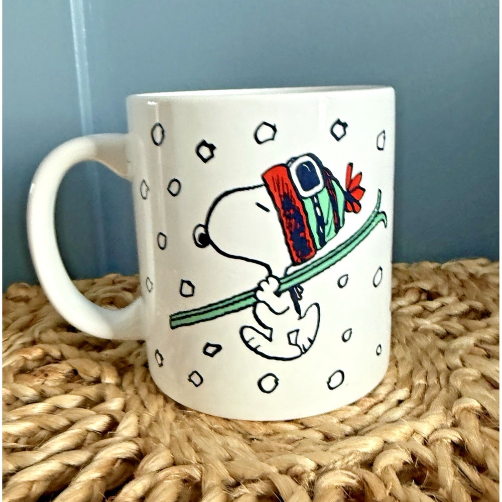 Snoopy Peanuts Skiing Snoopy Coffee‎ Mug 16oz. Zrike Brands – Winter Snow 2025
